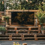 Comment fabriquer un support TV avec une palette : guide DIY étape par étape