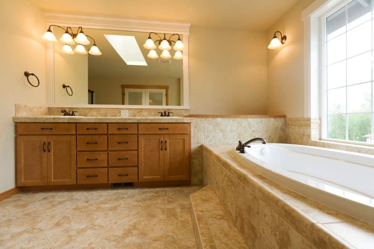 Travertin salle de bain
