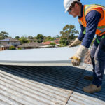 Peut-on recouvrir un toit en amiante | guide pro 2026